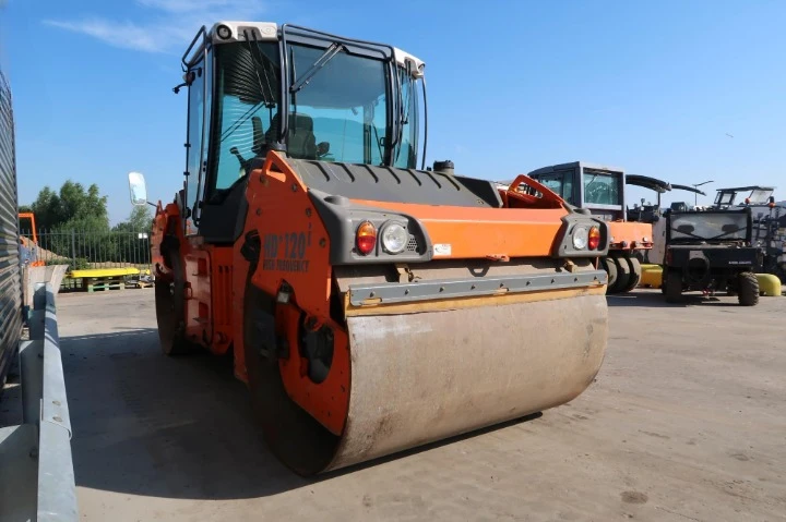 Валяк Hamm HD+ 120i VV-HV