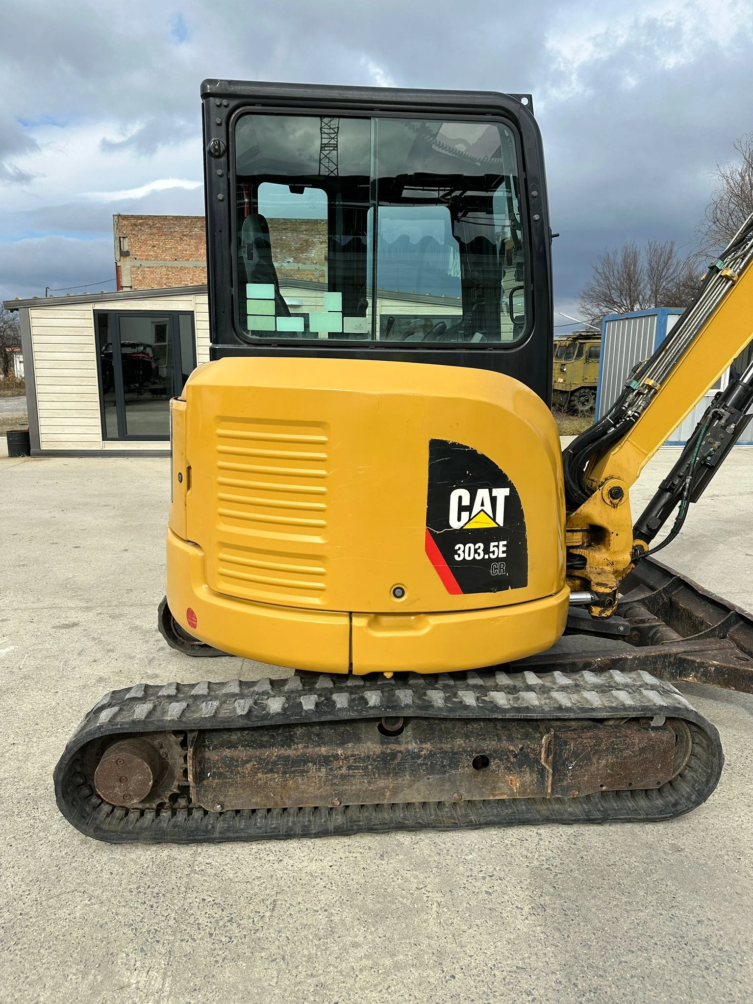 Багер Caterpillar 303.5E - изображение 4