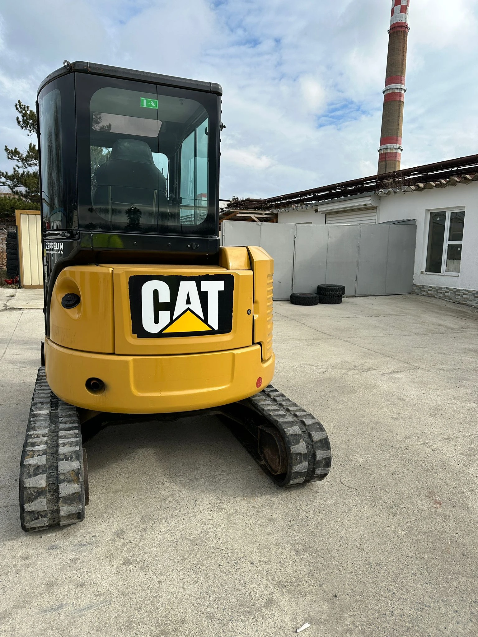 Багер Caterpillar 303.5E - изображение 6