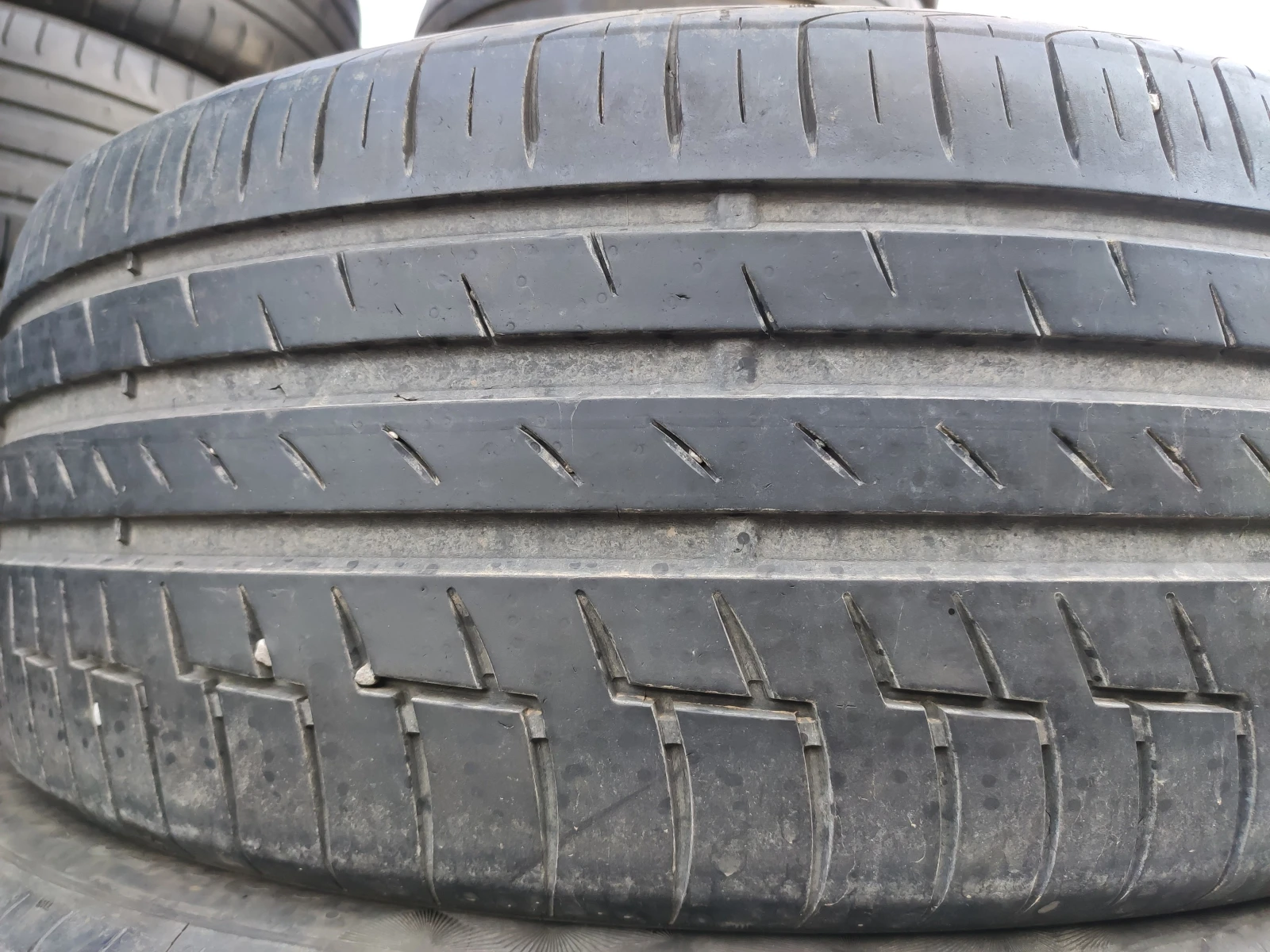 ���� 225/50R18 | Mobile.bg � ����������� 2