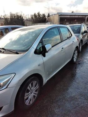 Toyota Auris 2.0/1.4 4D4, снимка 5