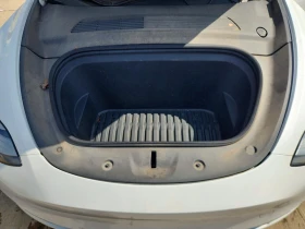Tesla Model Y, снимка 11