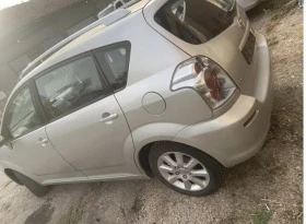 Toyota Corolla verso 1.8 i, снимка 4