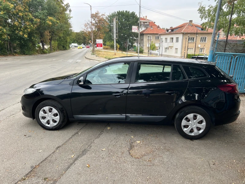 Renault Megane 1.5dCi, снимка 7 - Автомобили и джипове - 47057182