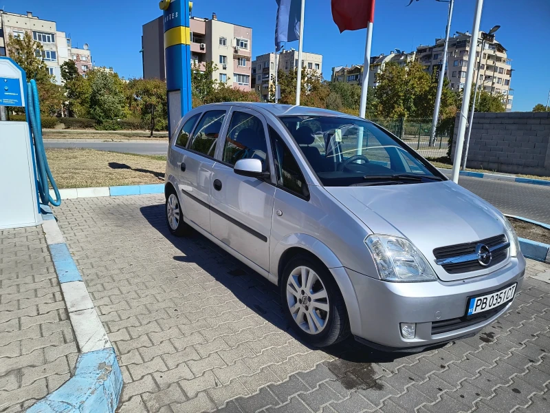 Opel Meriva, снимка 12 - Автомобили и джипове - 47609583