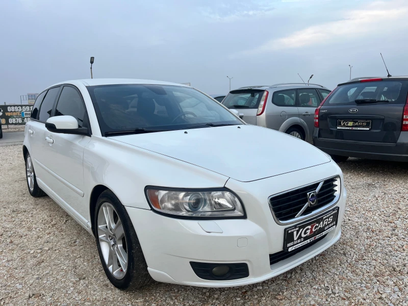 Volvo V50 2.0i, 145ck, GAZ-.ЛИЗИНГ, снимка 1 - Автомобили и джипове - 48417651