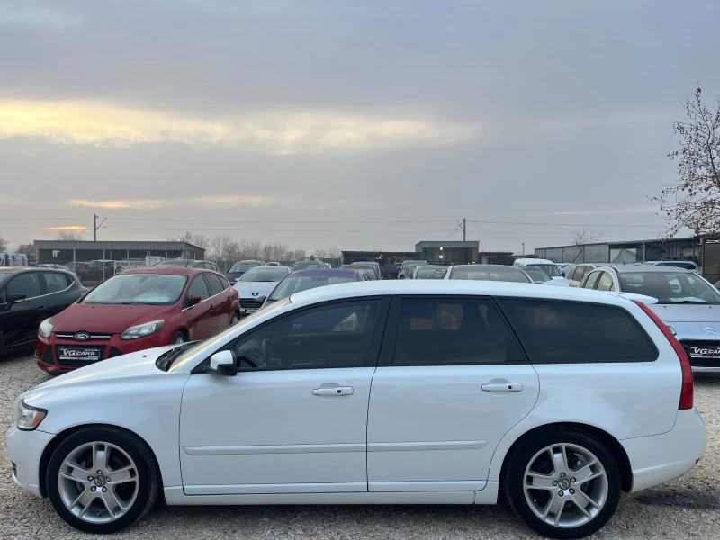 Volvo V50 2.0i, 145ck, GAZ-.ЛИЗИНГ, снимка 4 - Автомобили и джипове - 48417651