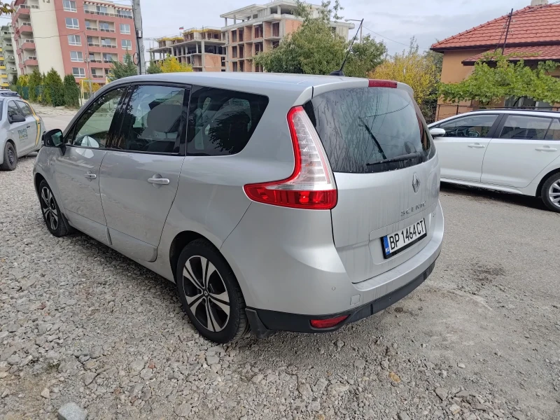 Renault Grand scenic, снимка 4 - Автомобили и джипове - 52086081