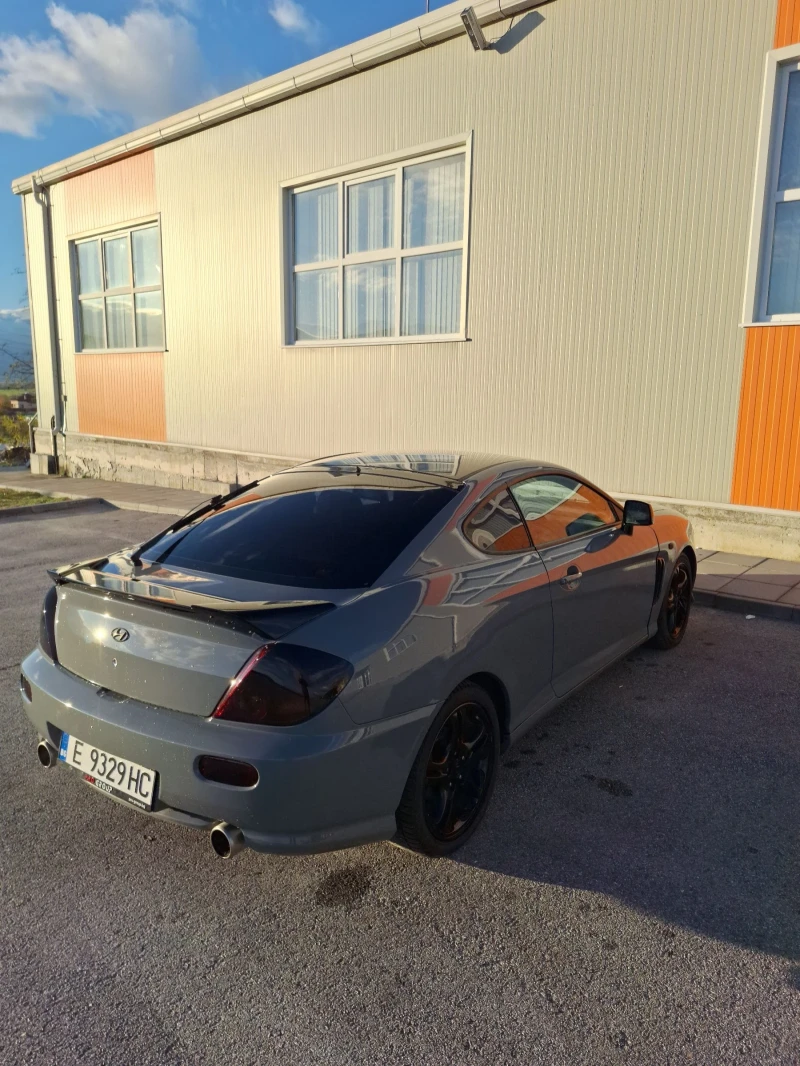 Hyundai Coupe, снимка 11 - Автомобили и джипове - 52436220