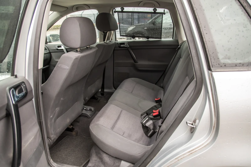 VW Polo 9N -- 140000 км -- Отлично, снимка 10 - Автомобили и джипове - 52583292