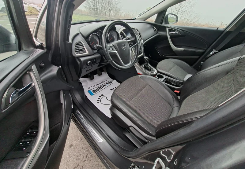 Opel Astra 1.7 Dizel, снимка 10 - Автомобили и джипове - 53217049