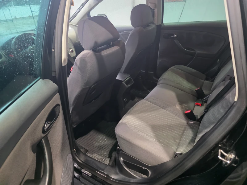 Seat Altea, снимка 10 - Автомобили и джипове - 53292326