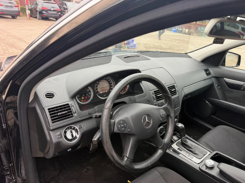 Mercedes-Benz C 200 CDI AVTOMAT/NAVI EURO 5, снимка 11 - Автомобили и джипове - 53510759