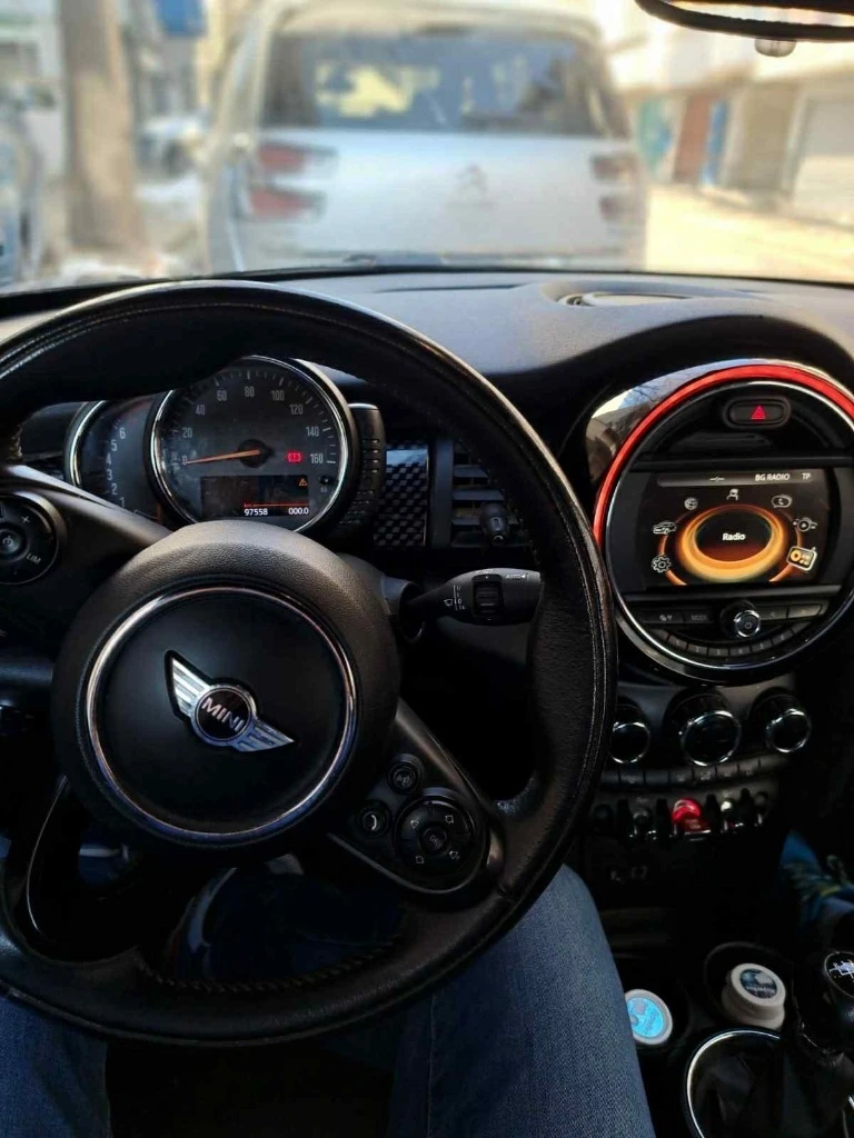 Mini Cooper cabrio 1500 petrol, снимка 4 - Автомобили и джипове - 53748151