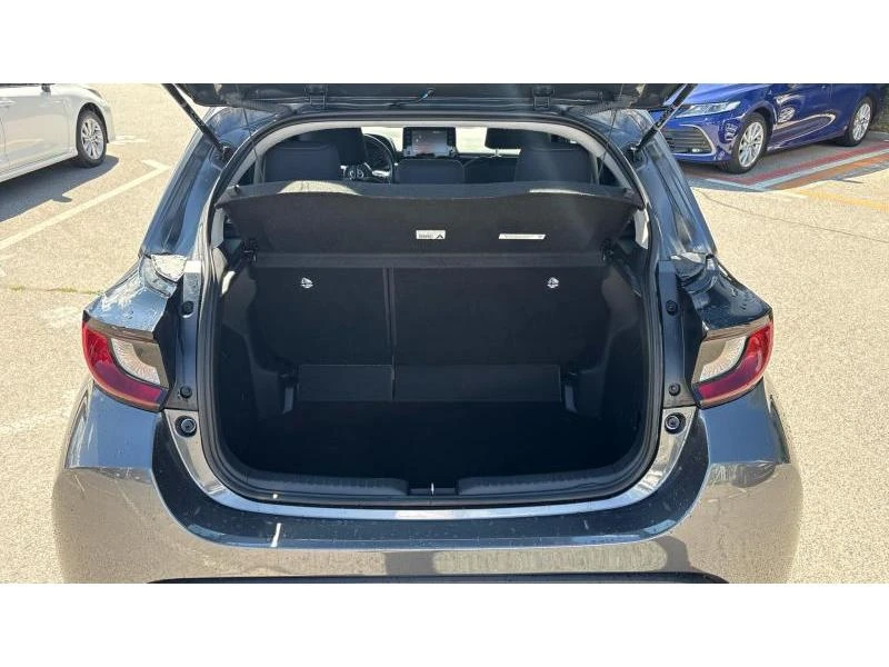 Toyota Yaris 1.5HSD FANCY, снимка 10 - Автомобили и джипове - 55043301