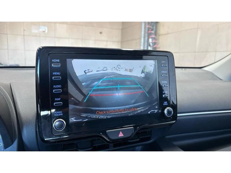 Toyota Yaris 1.5HSD FANCY, снимка 15 - Автомобили и джипове - 55043301
