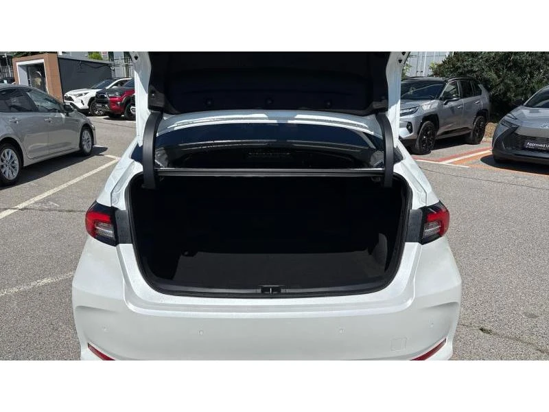 Toyota Corolla SDN 1.8HSD GR SPORT | Mobile.bg � ����������� 10