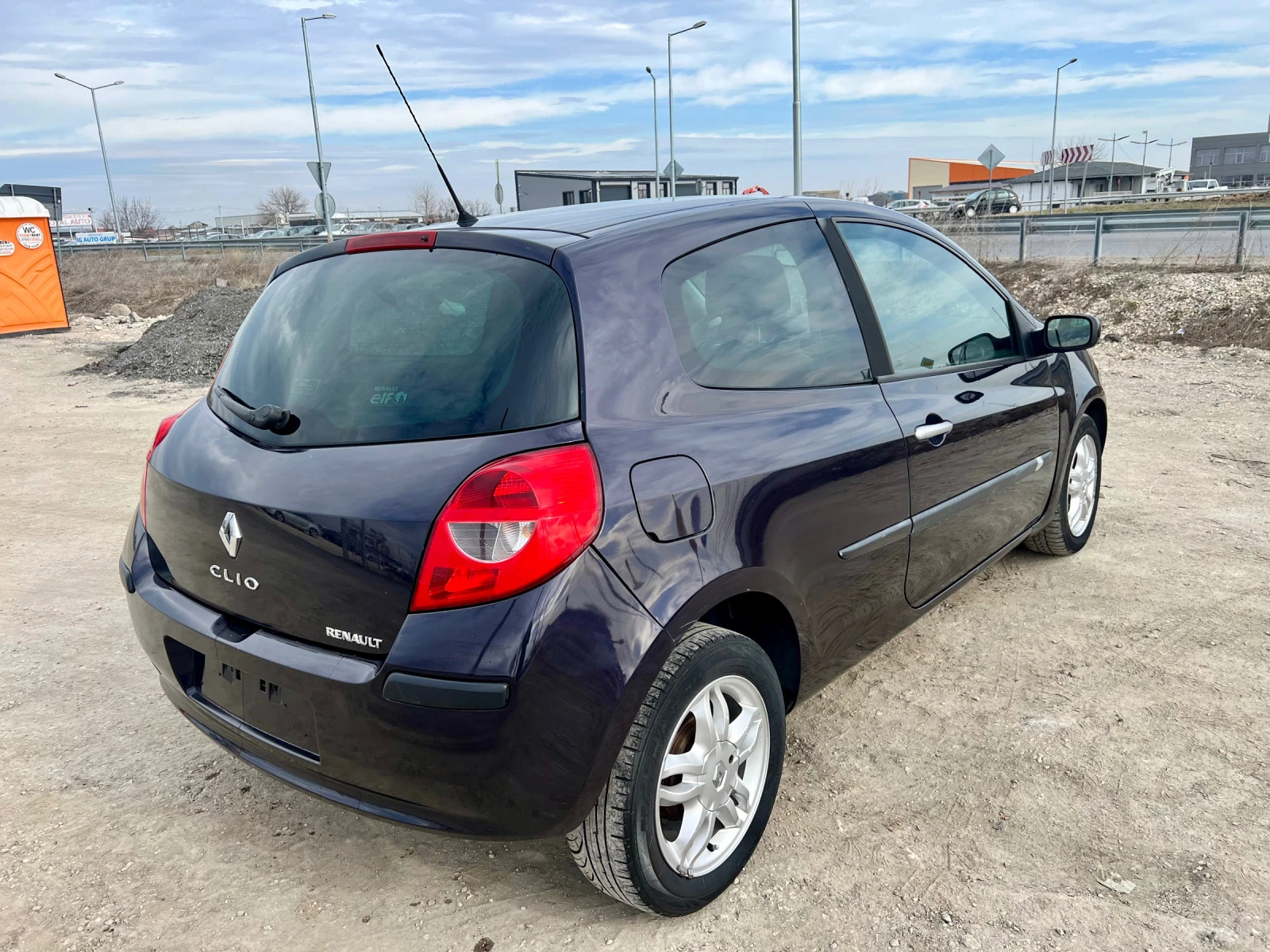 Renault Clio 1.2 Бензин LeLINE - изображение 5