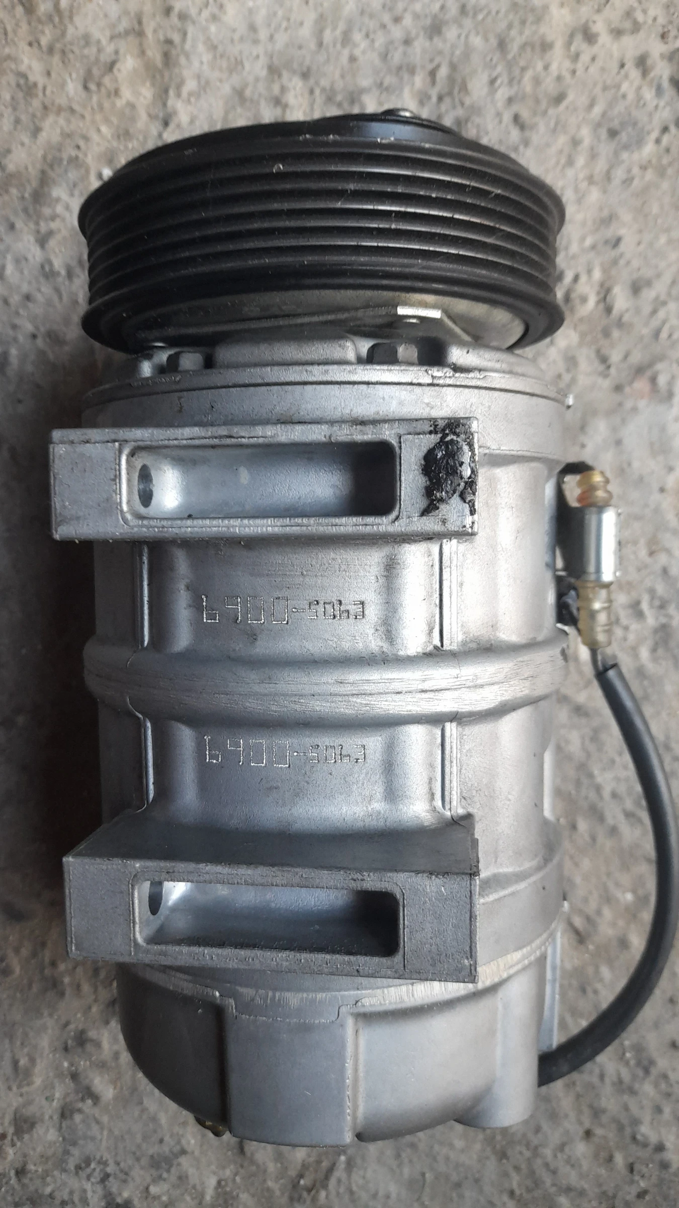 Volvo V70 2.4 d5 - изображение 5