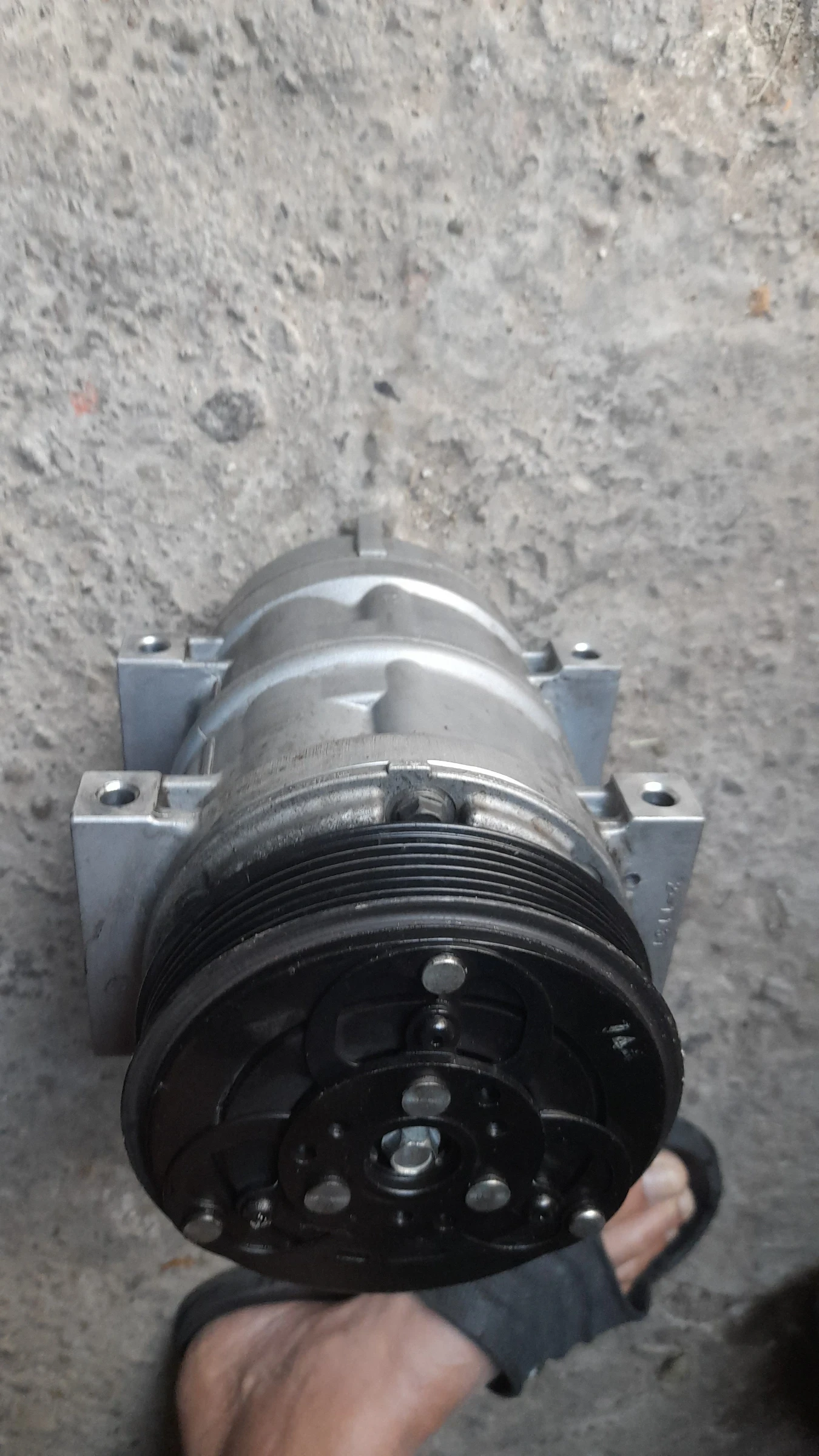 Volvo V70 2.4 d5 - изображение 6