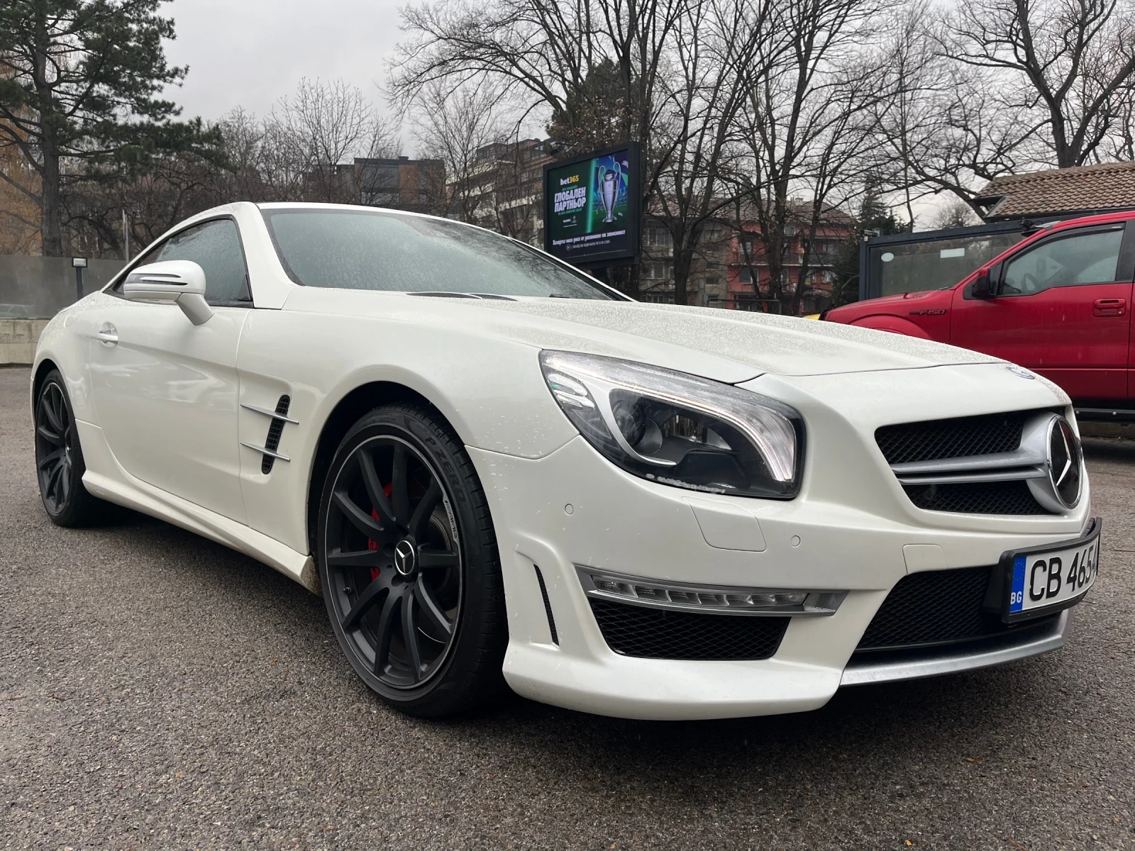 Mercedes-Benz SL 63 AMG Cabriolet B&O - изображение 2