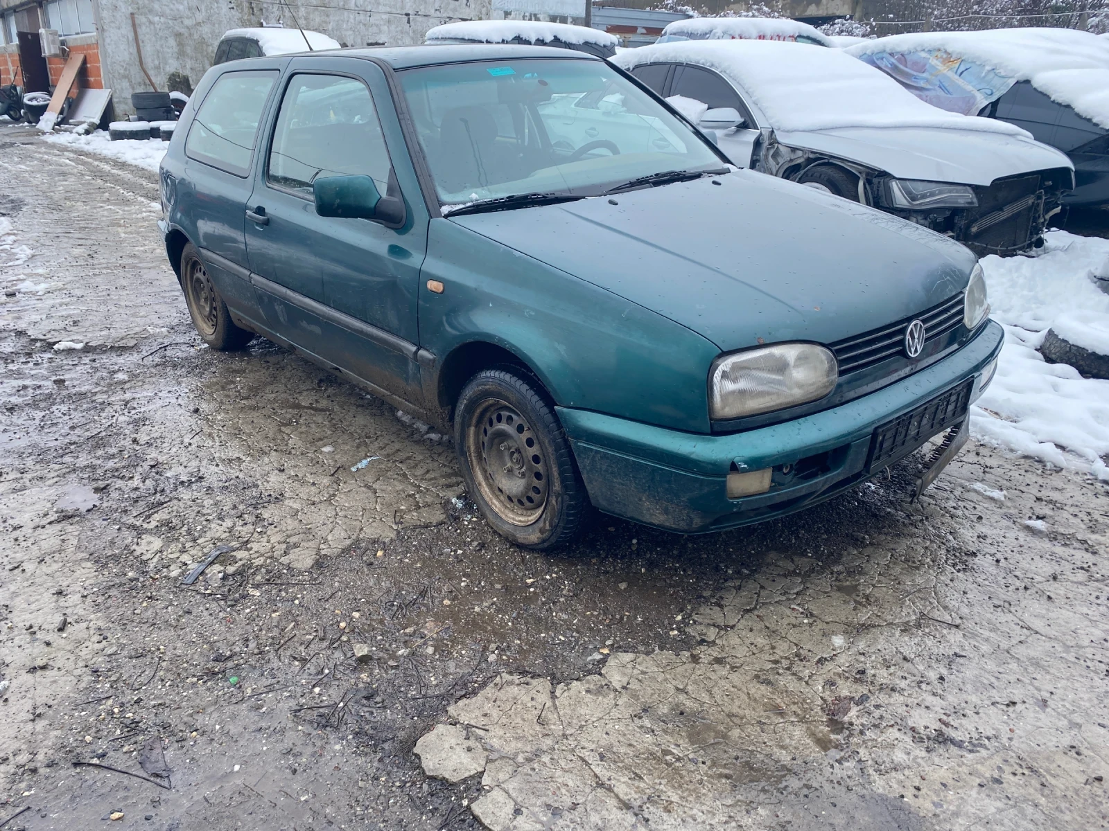 VW Golf 1.8 - изображение 3