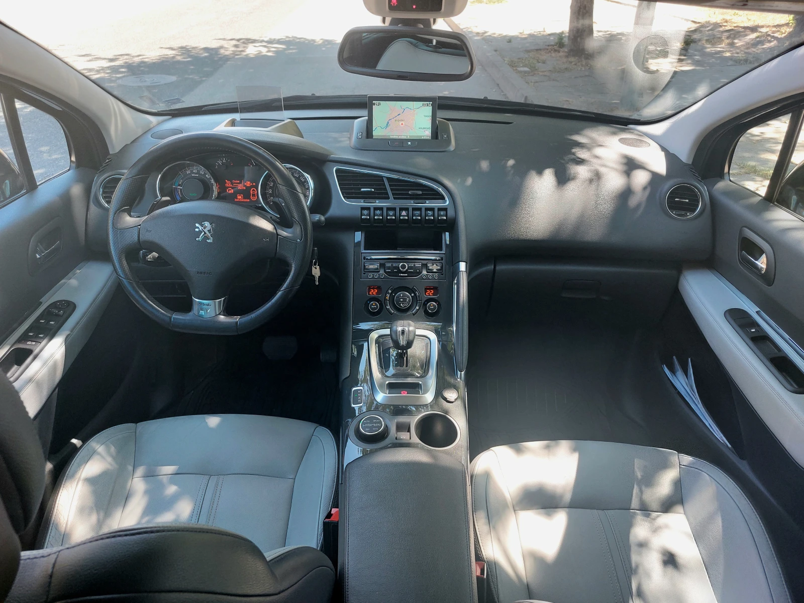 Peugeot 3008 2.0HDI HYBRID - изображение 9