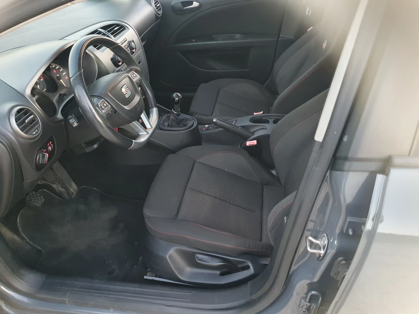 Seat Leon TDI  FR - изображение 7