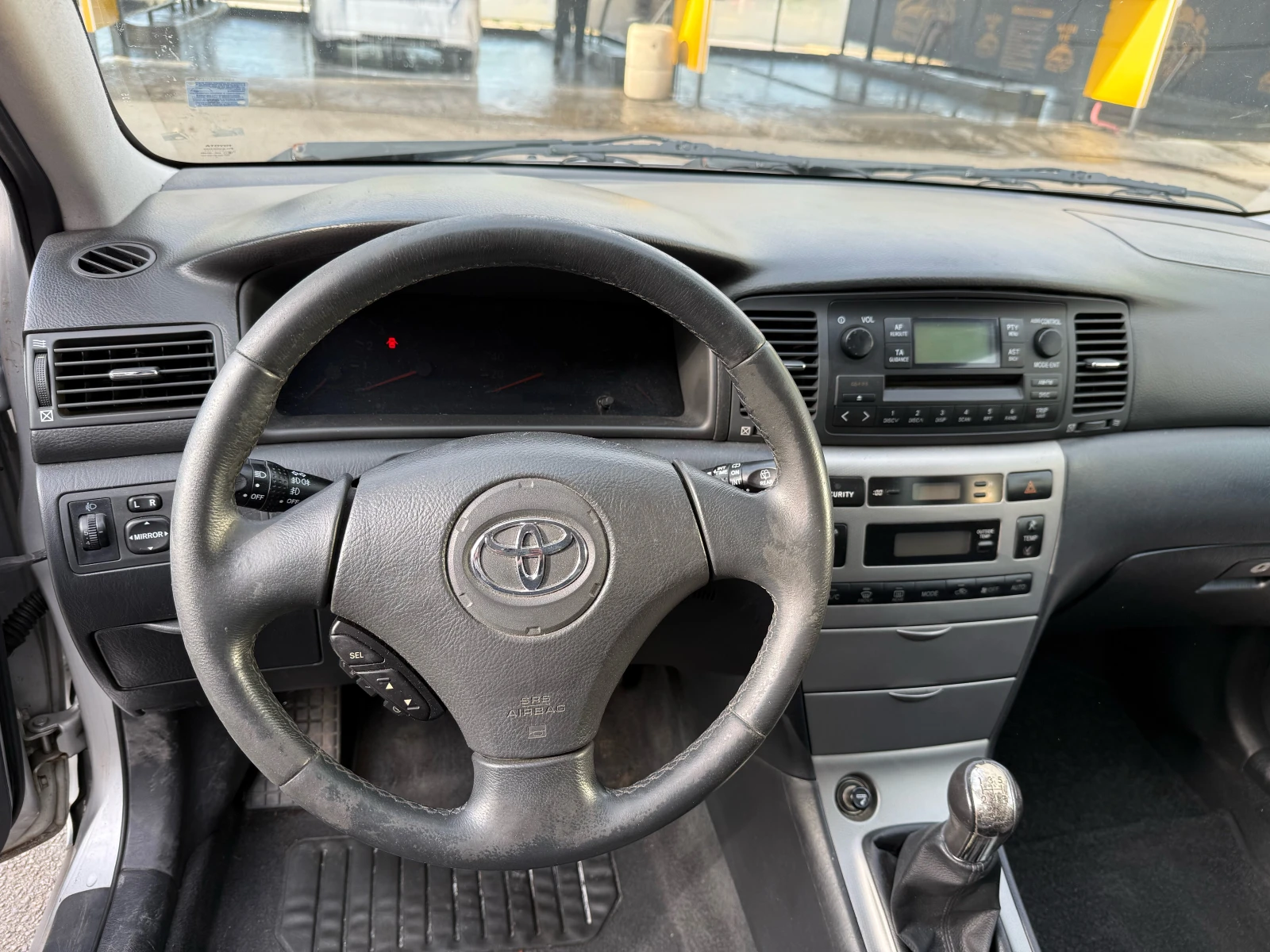 Toyota Corolla 1.4 от първи собственик - изображение 8