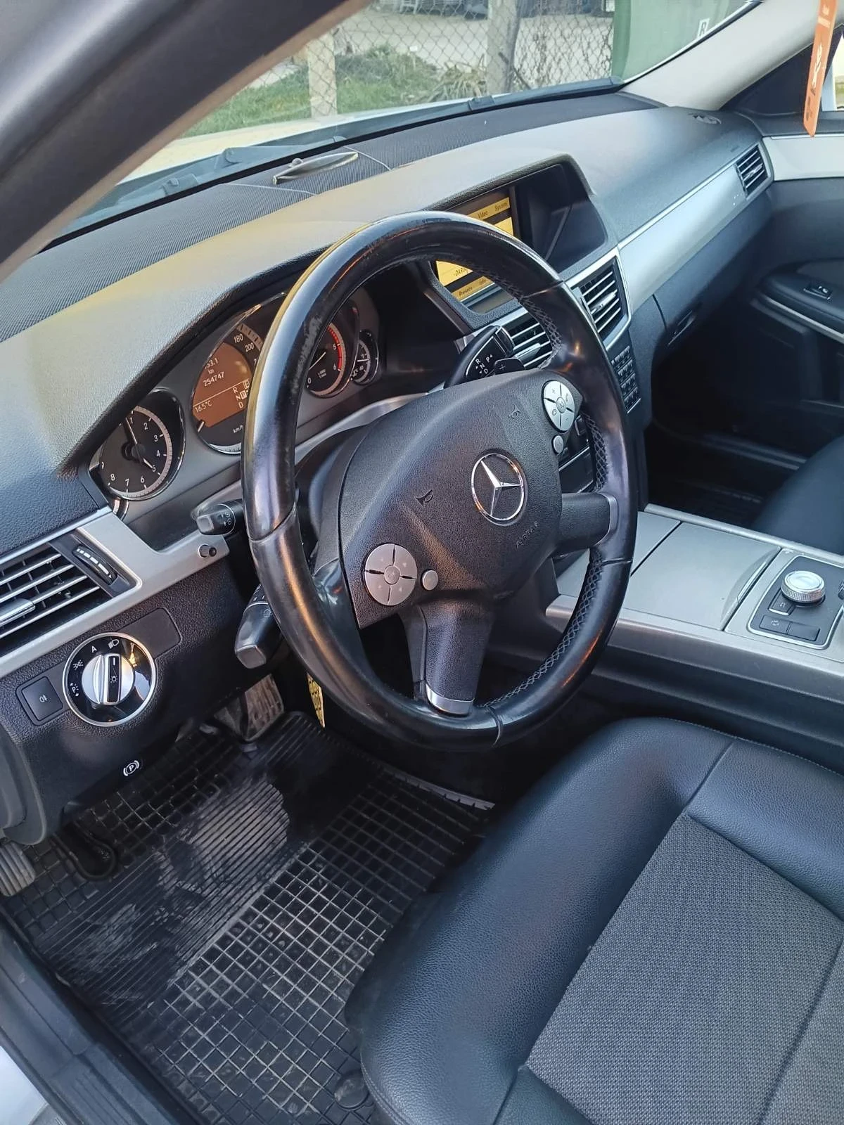 Mercedes-Benz E 350 4matic на пружини, снимка 6 - Автомобили и джипове - 53731885