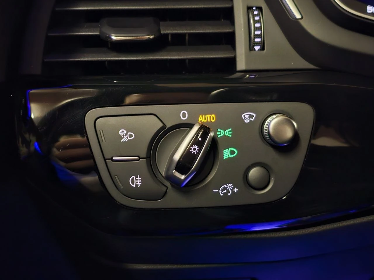 Audi A4 Competiton, 3xS-line, FULL LED, DIGITAL | Mobile.bg � ����������� 14