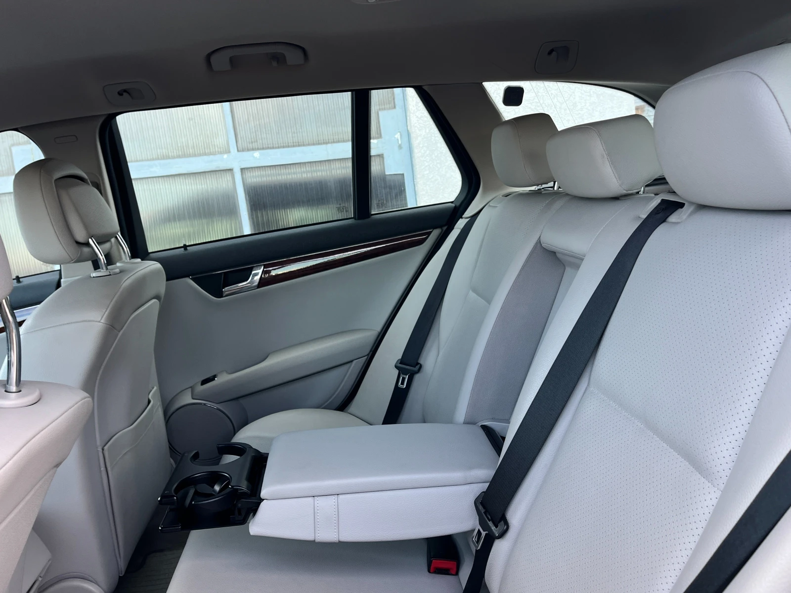 Mercedes-Benz C 180 KOMPRESSOR - ELEGANCE, снимка 10 - Автомобили и джипове - 54094542