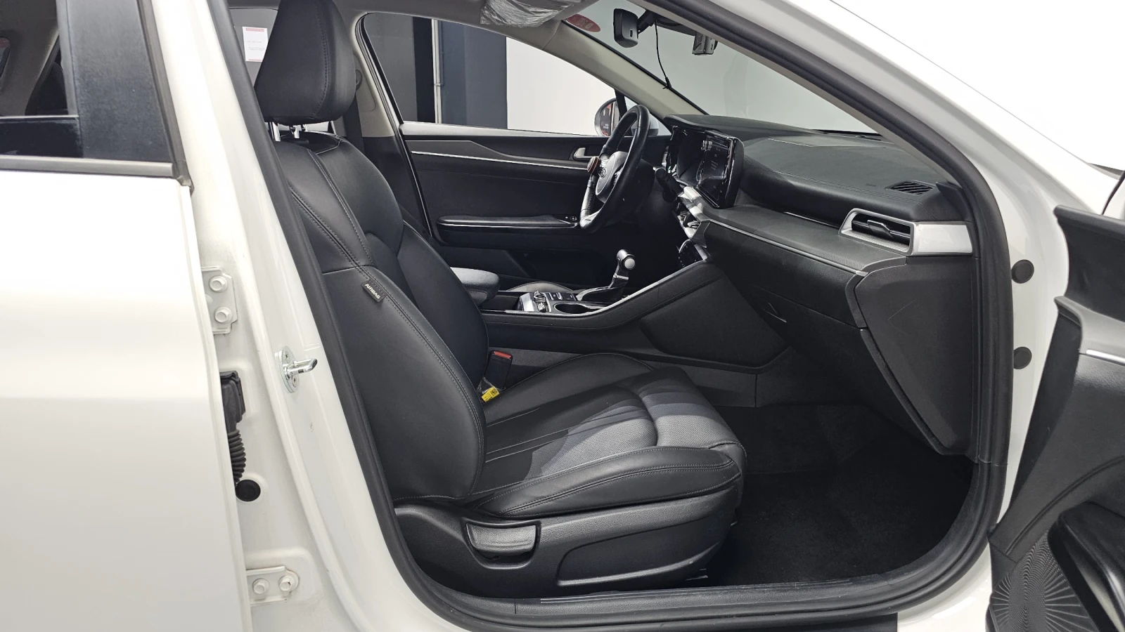 Kia K5 2.0LPI TRENDY autogeorge.com | Mobile.bg � ����������� 10