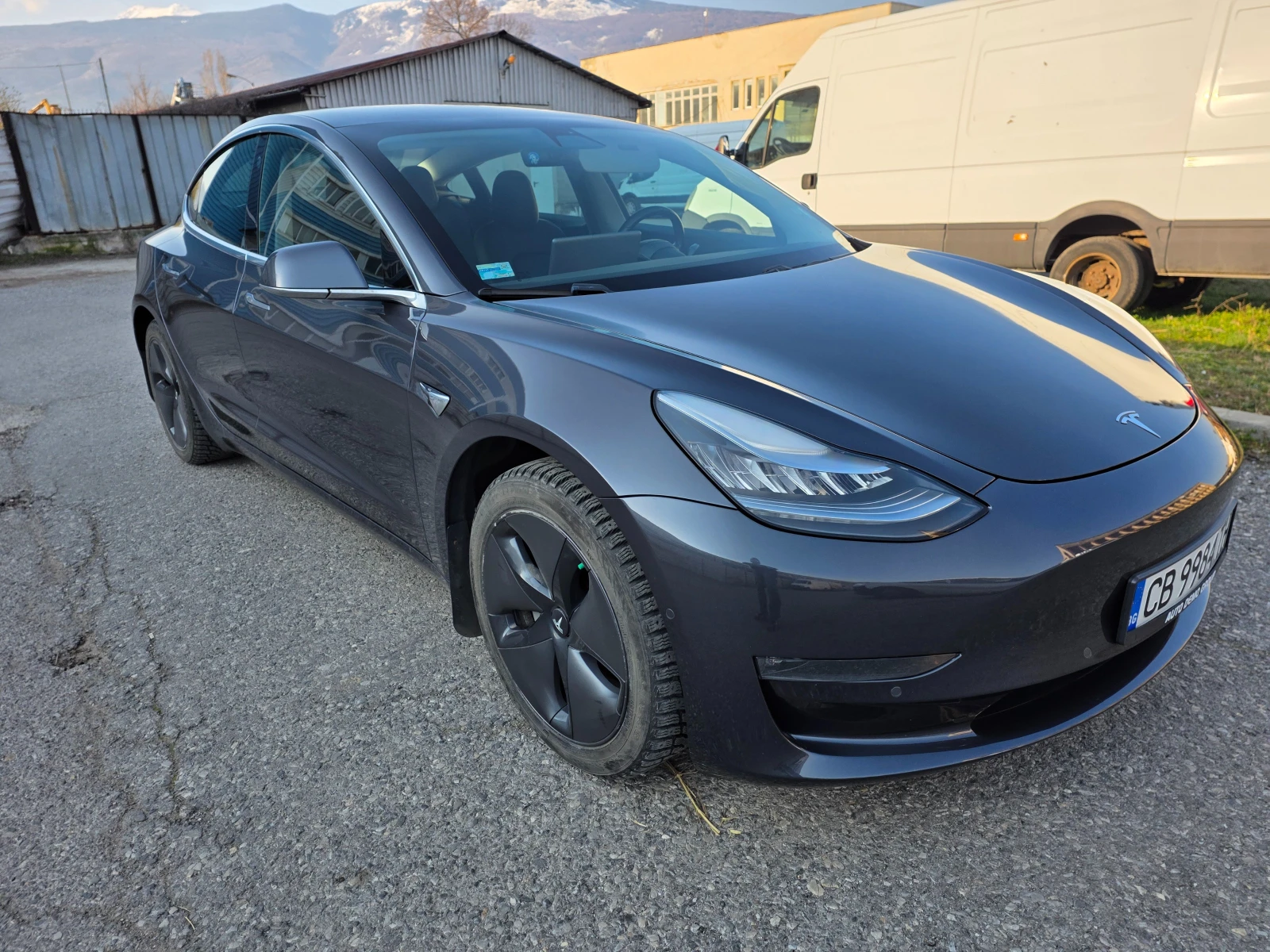 Tesla Model 3, снимка 2 - Автомобили и джипове - 54114357
