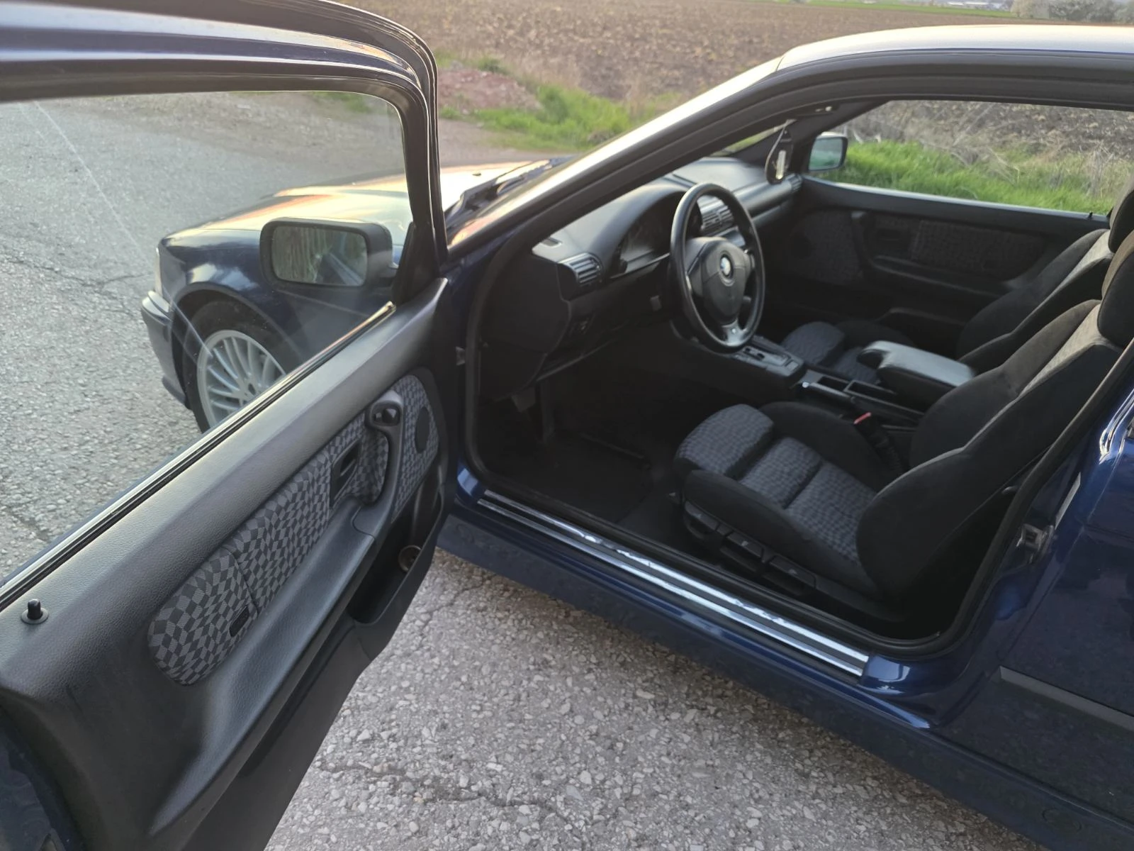 BMW 323 TI, снимка 8 - Автомобили и джипове - 54127651