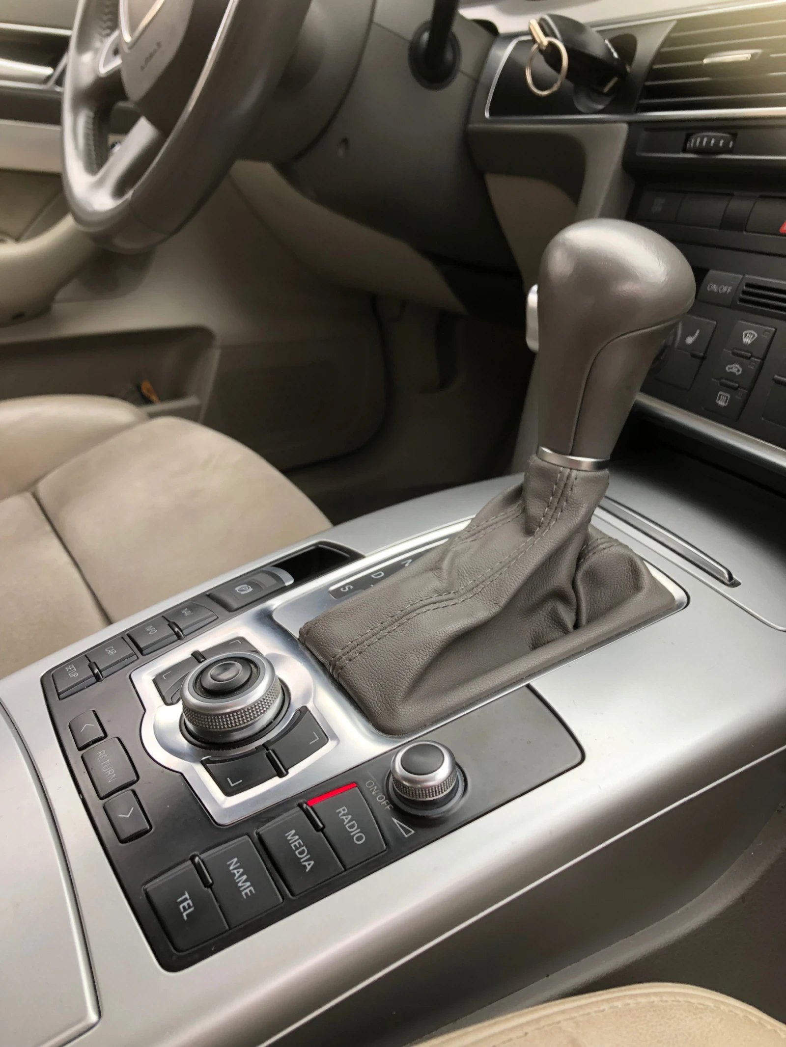 Audi A6 2.7TDI 190hp Автомат/ Обслужена, снимка 15 - Автомобили и джипове - 54258979