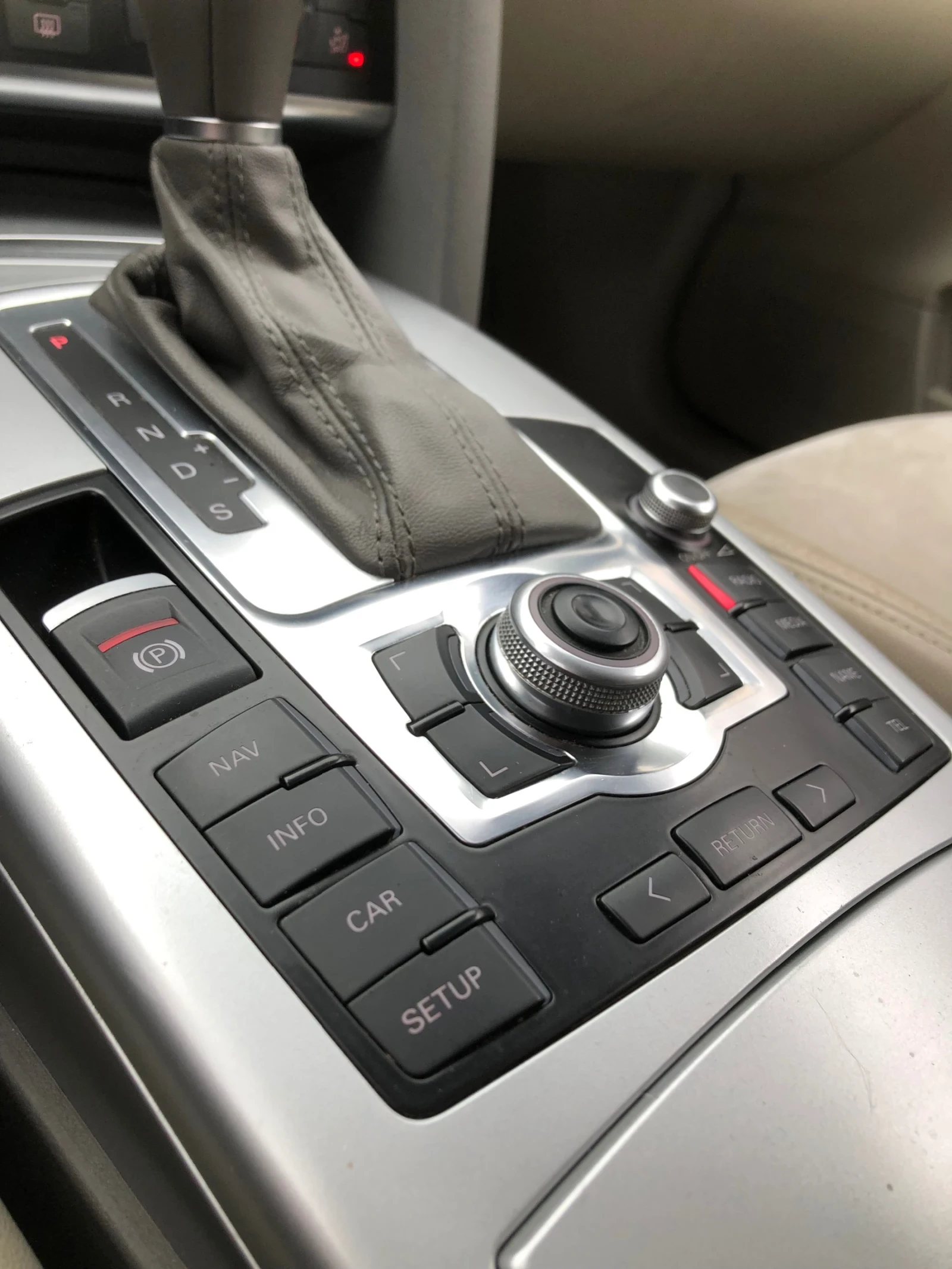 Audi A6 2.7TDI 190hp Автомат/ Обслужена, снимка 8 - Автомобили и джипове - 54258979