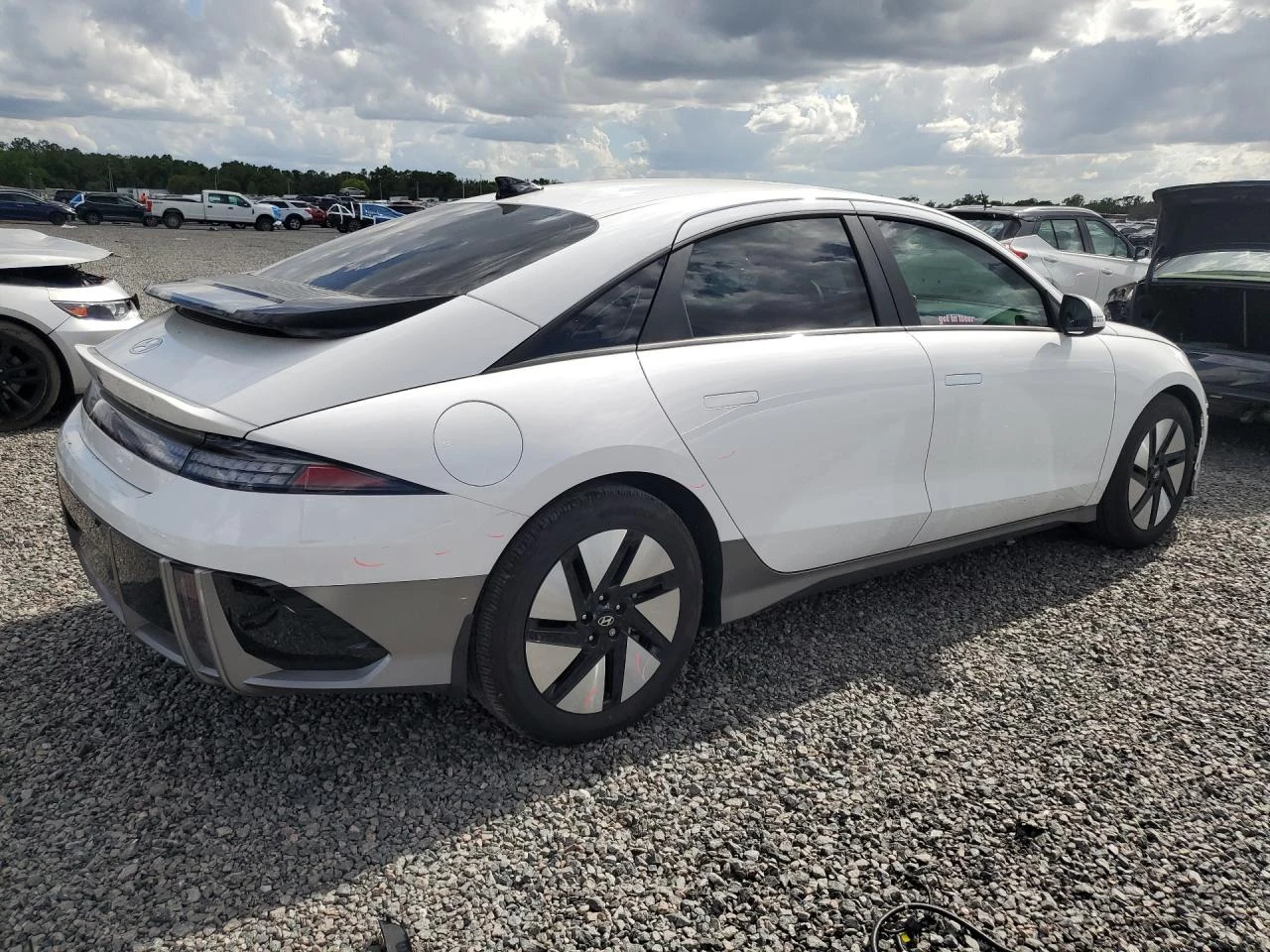 Hyundai Ioniq 6 SE Standard Range RWD, снимка 4 - Автомобили и джипове - 54480230