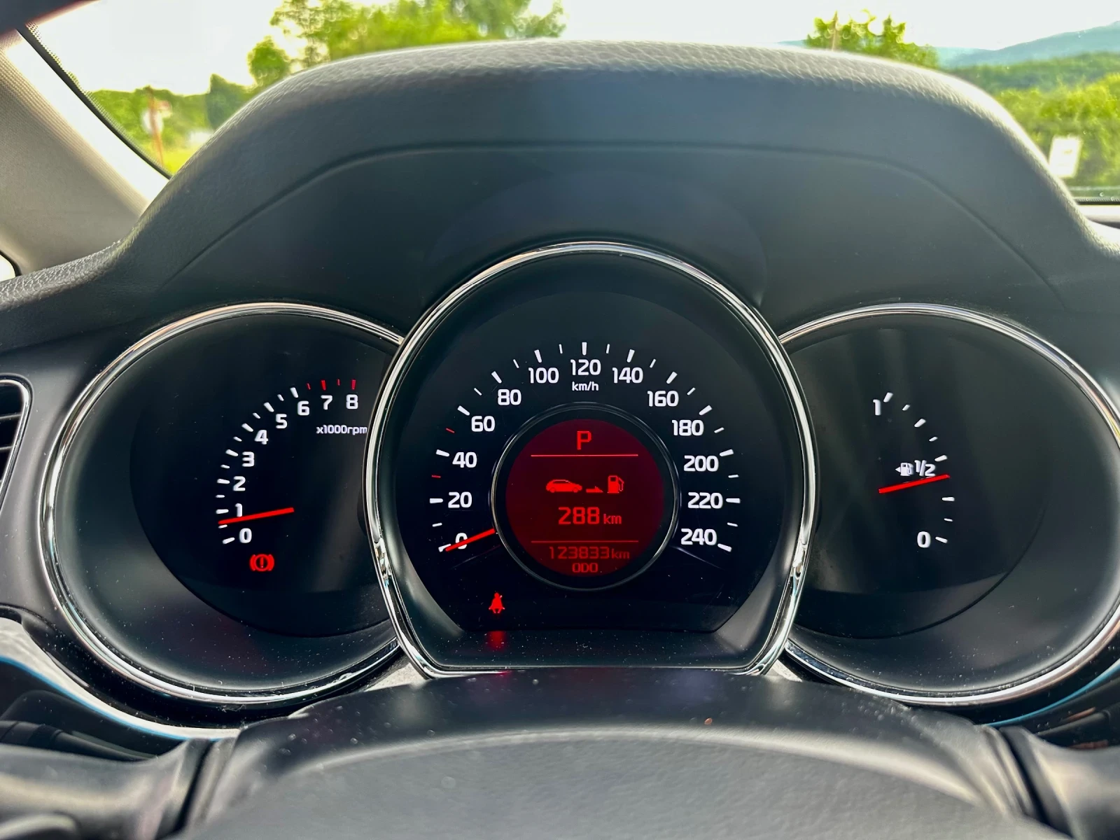 Kia Ceed 1.6 GDi 2014 АВТОМАТ 123 хил км!!!!!, снимка 10 - Автомобили и джипове - 54889915