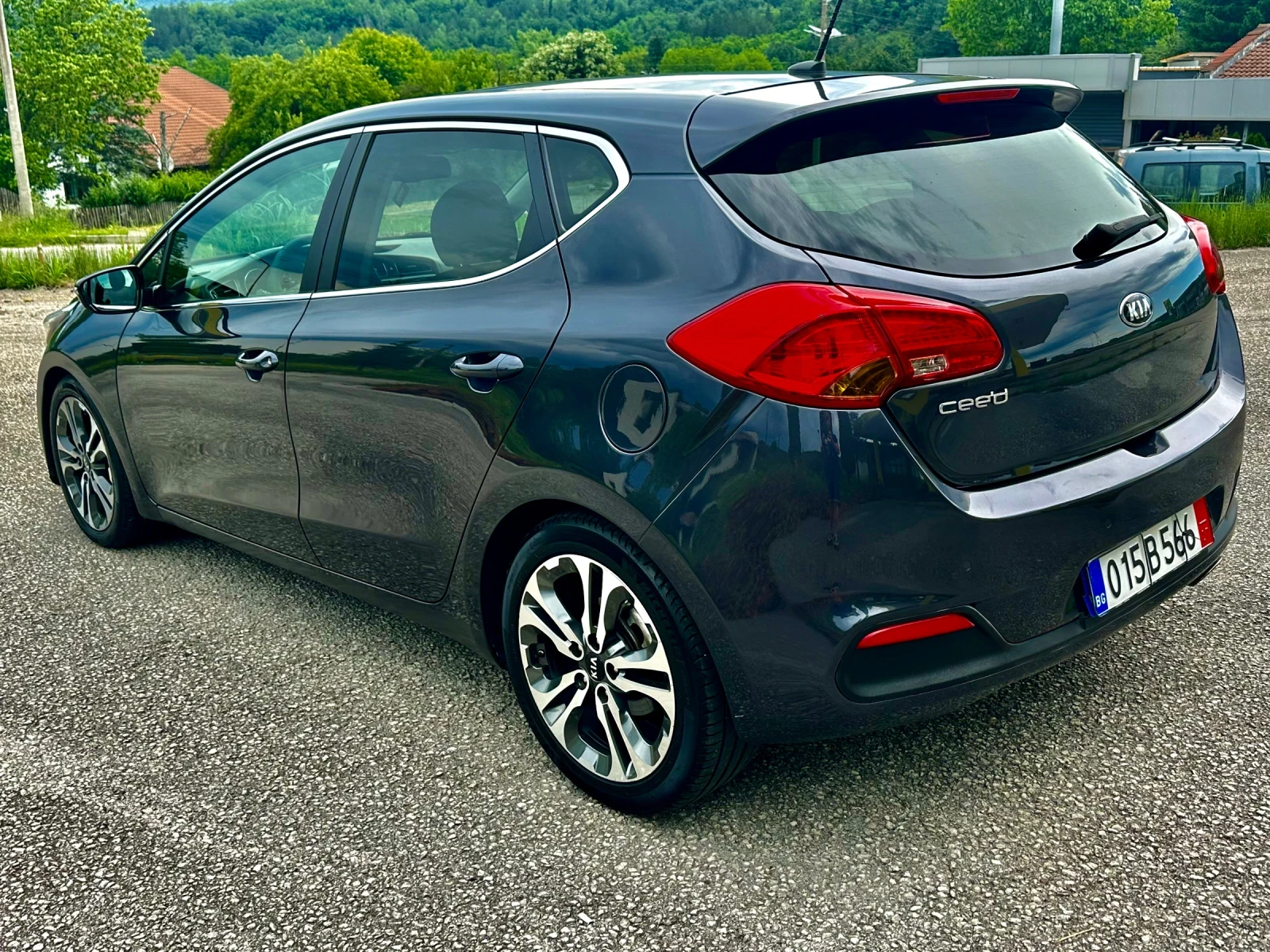 Kia Ceed 1.6 GDi 2014 АВТОМАТ 123 хил км!!!!!, снимка 4 - Автомобили и джипове - 54889915
