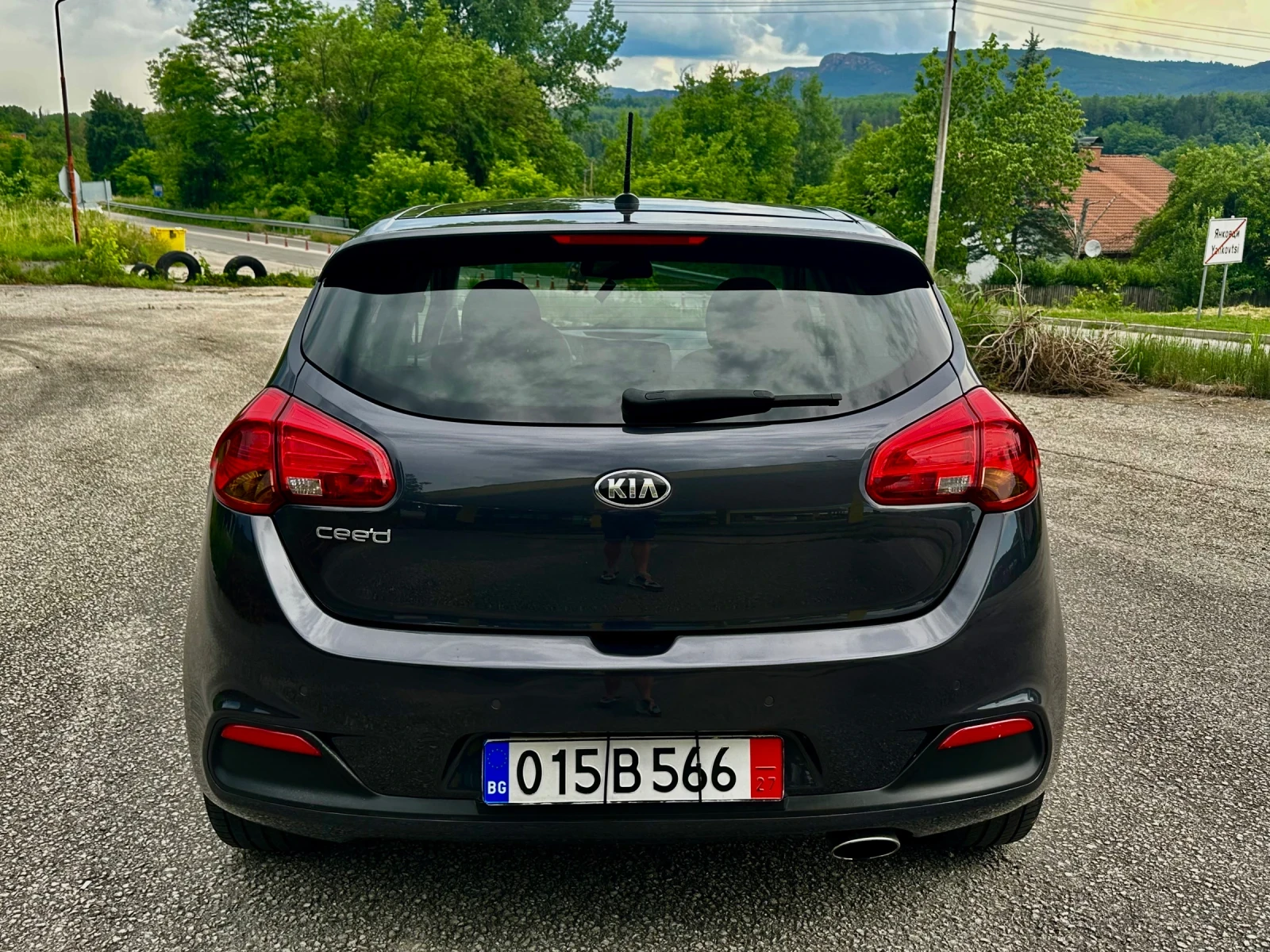 Kia Ceed 1.6 GDi 2014 АВТОМАТ 123 хил км!!!!!, снимка 5 - Автомобили и джипове - 54889915