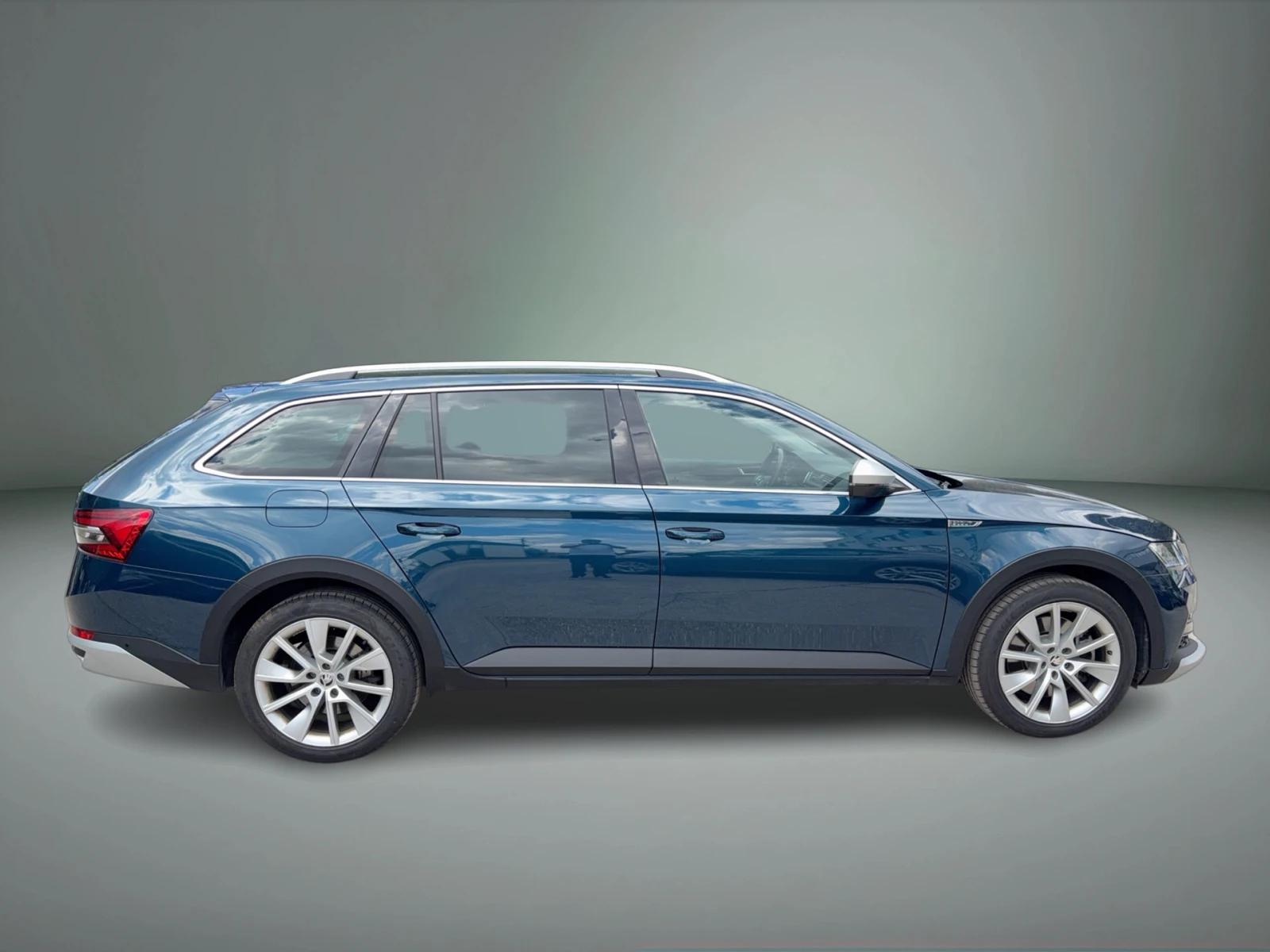 Skoda Superb SCOUT 2, 0 TSI 7DSG 4X4, снимка 6 - Автомобили и джипове - 54970291