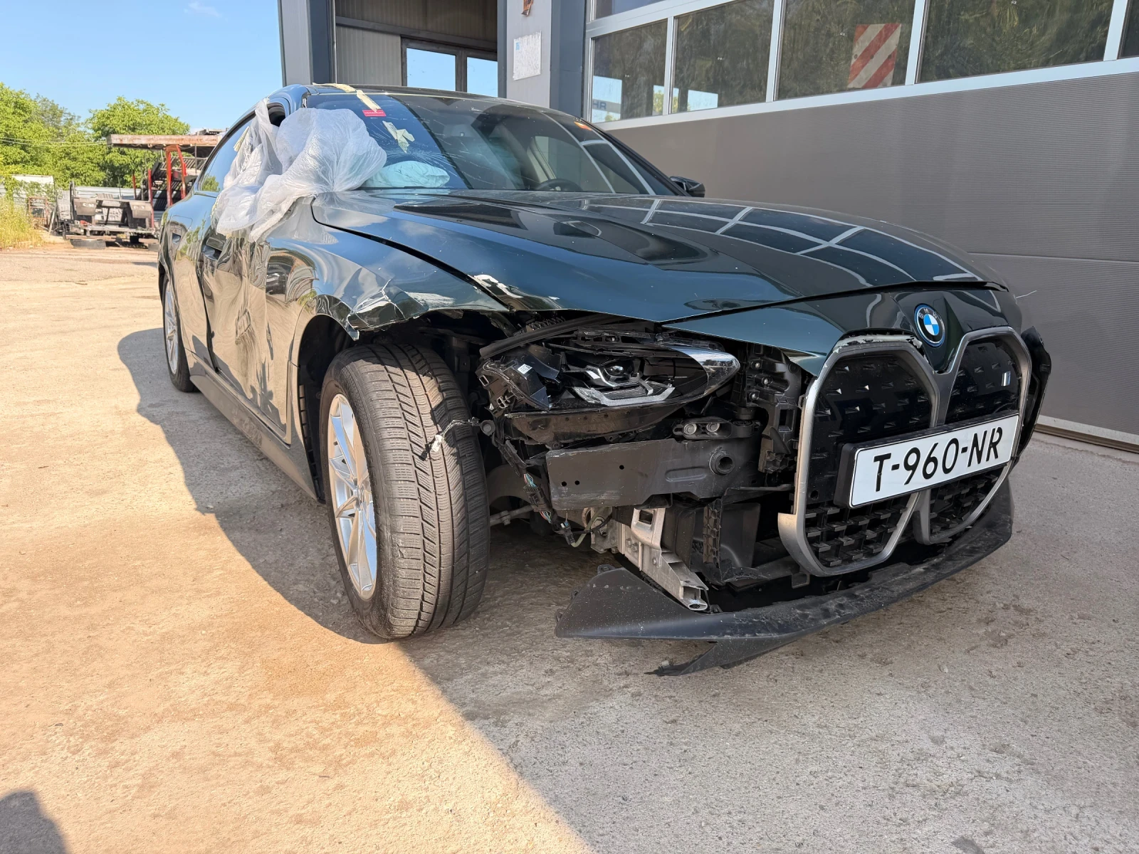 BMW i4 e Drive 40 | Mobile.bg � ����������� 2