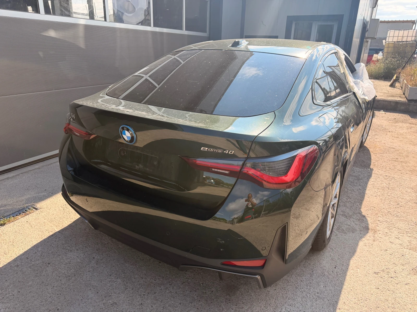 BMW i4 e Drive 40 | Mobile.bg � ����������� 6