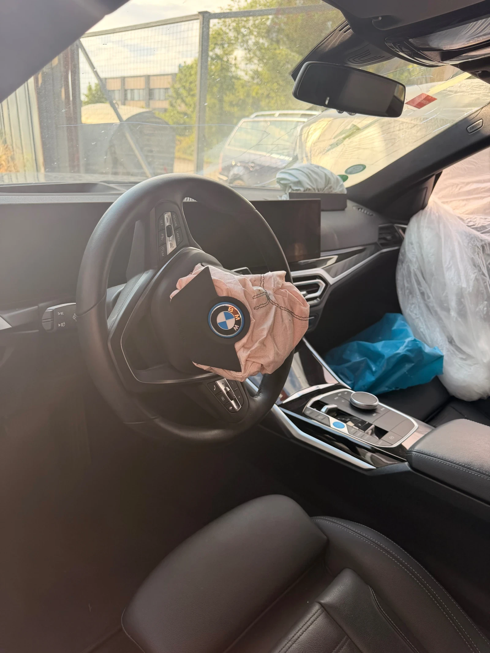 BMW i4 e Drive 40 | Mobile.bg � ����������� 8
