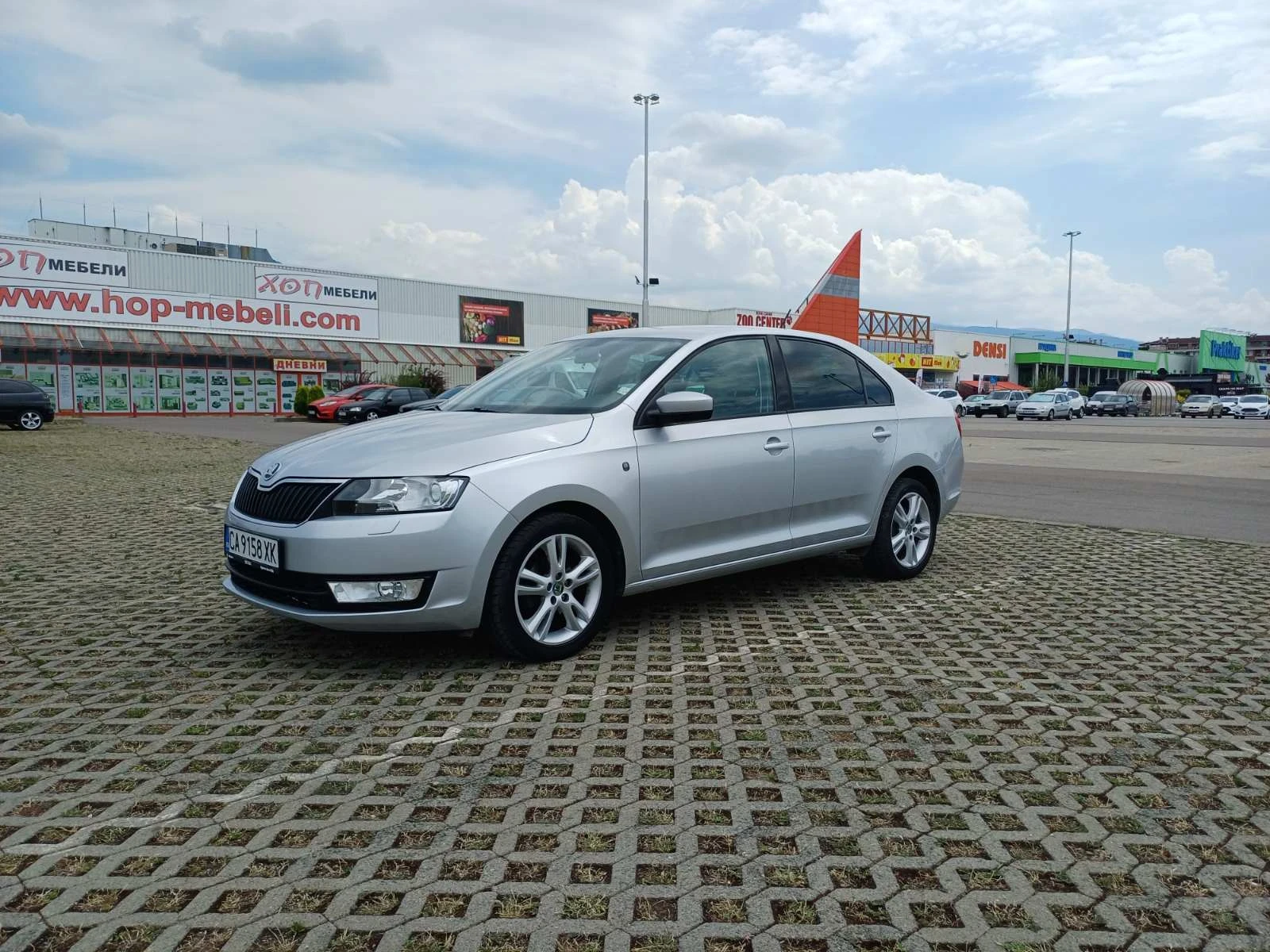 Skoda Rapid, снимка 4 - Автомобили и джипове - 55354796