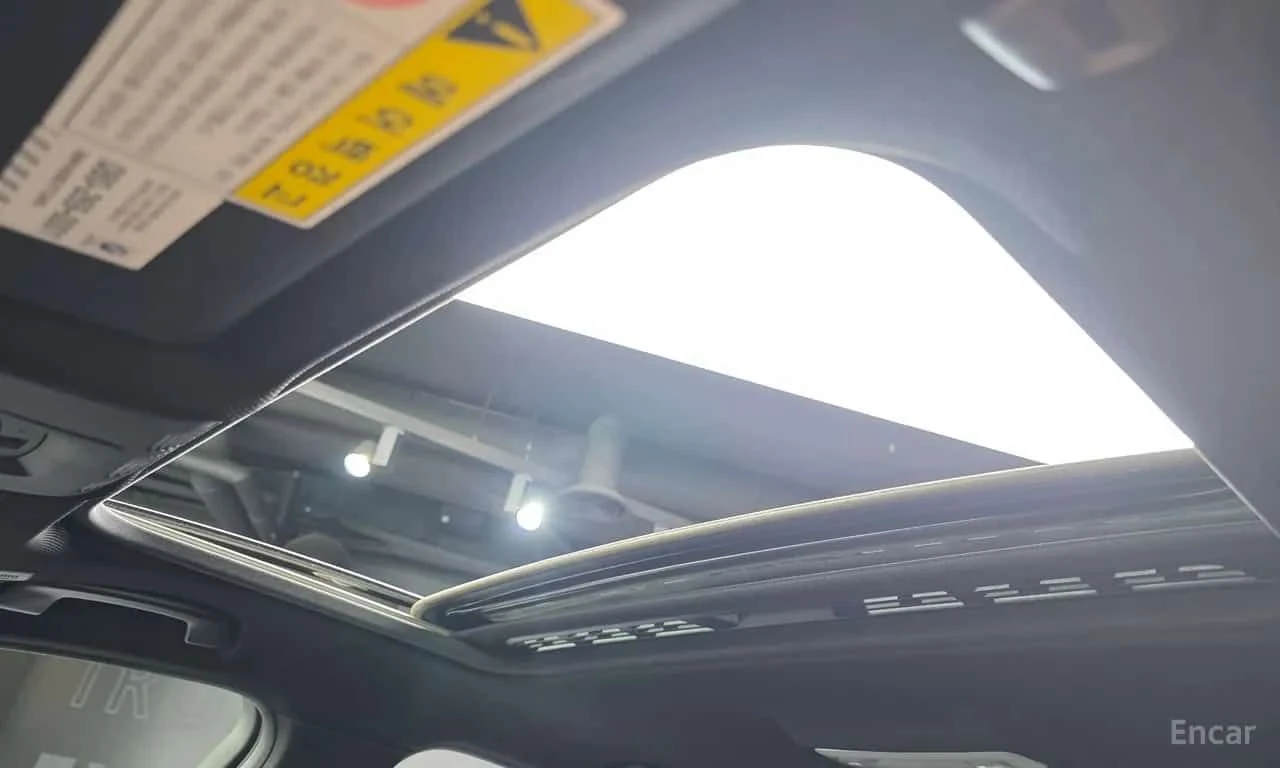 BMW 320 * 320d M Sport Shadow * ЦЕНА ДО БГ, снимка 16 - Автомобили и джипове - 55572203