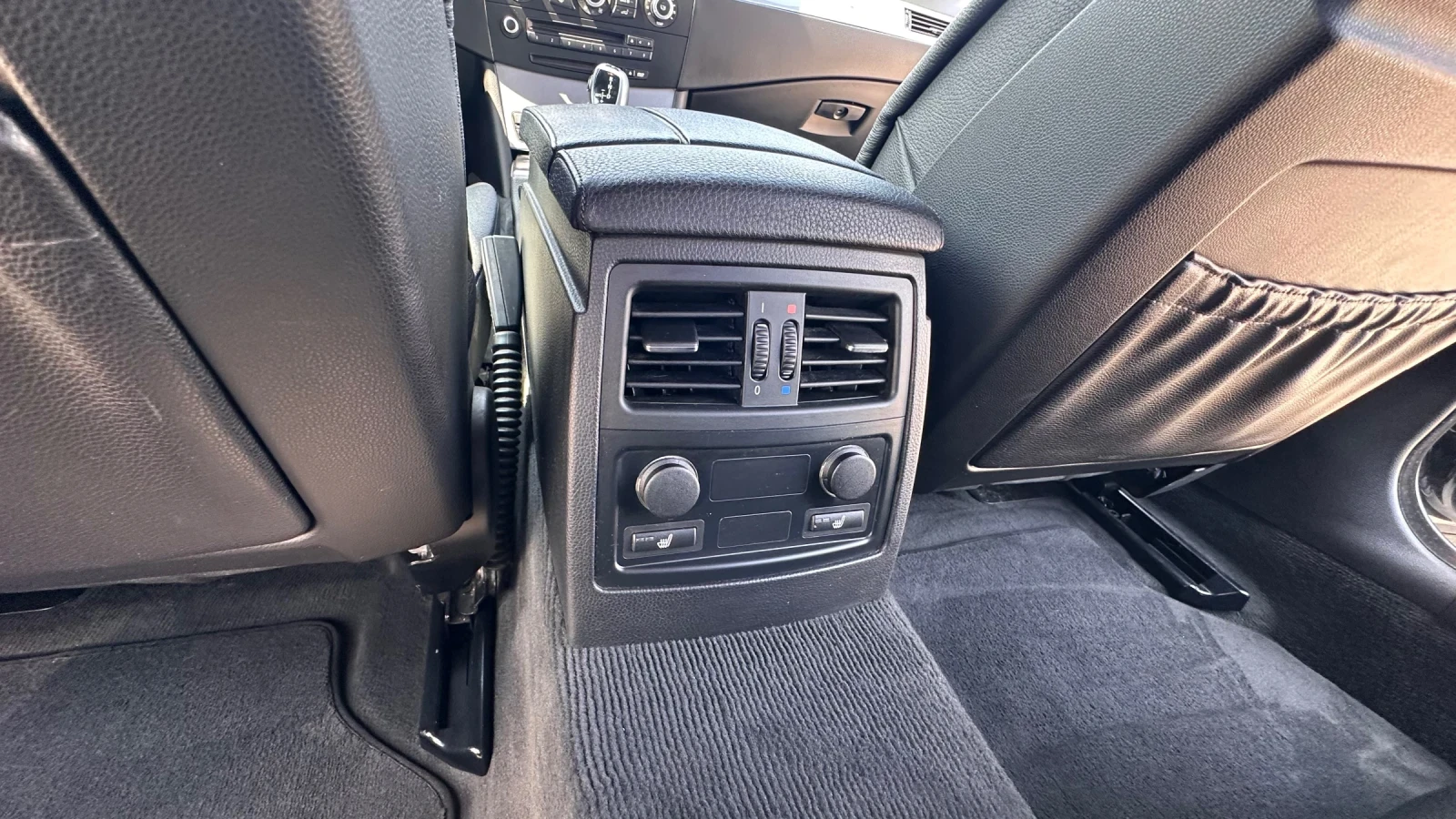 BMW 530 xd FULL, снимка 16 - Автомобили и джипове - 55823042