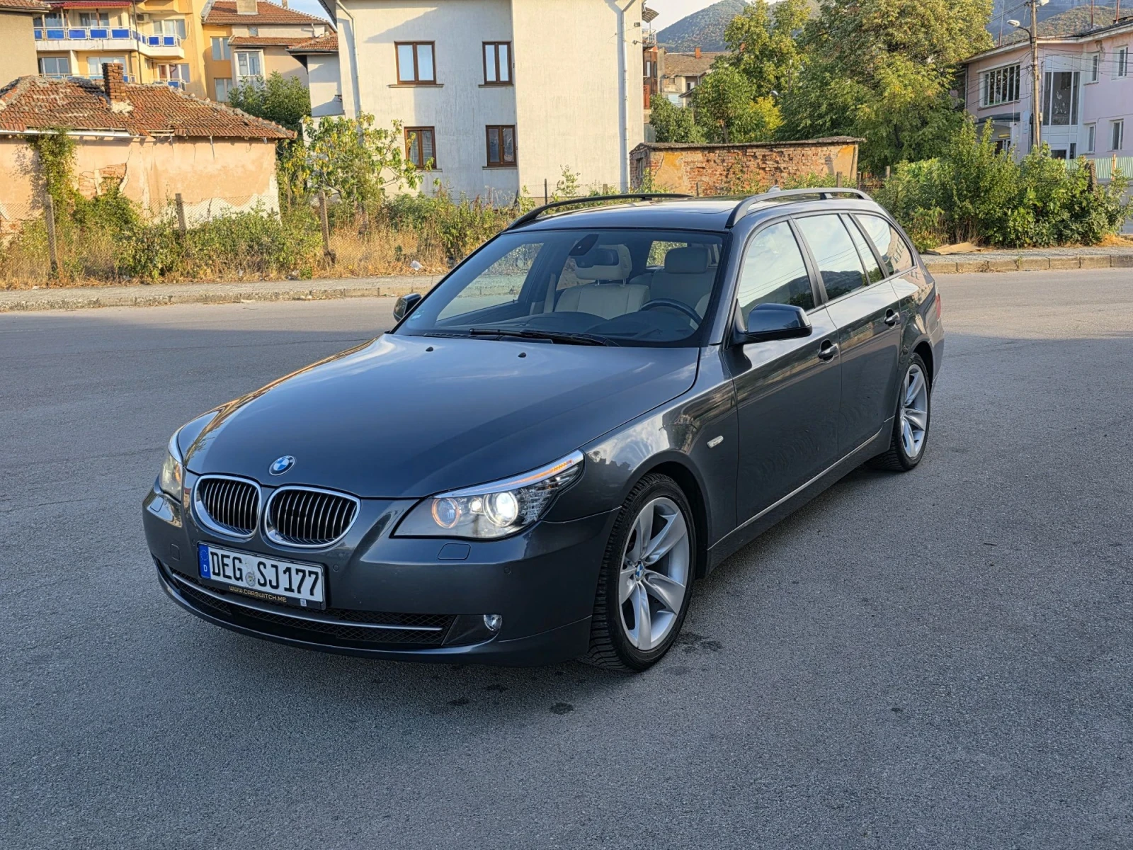 BMW 530 LCI хедъп вакуум