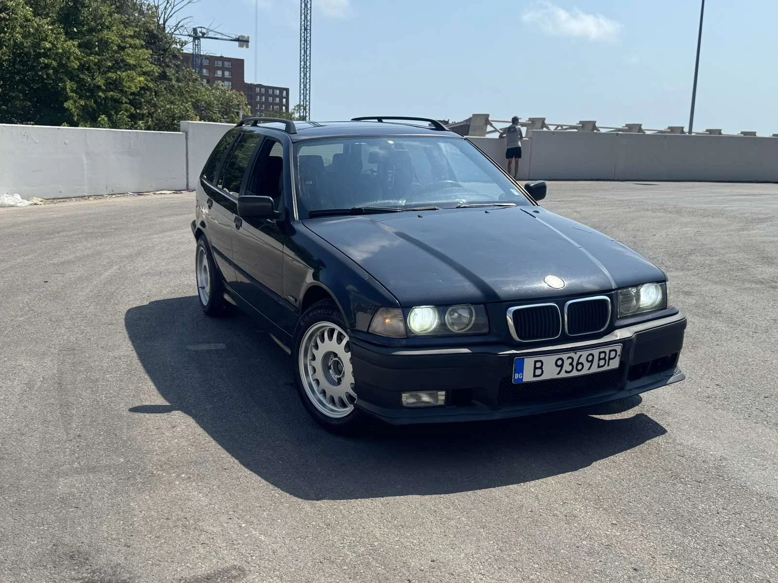 BMW 325 TDS